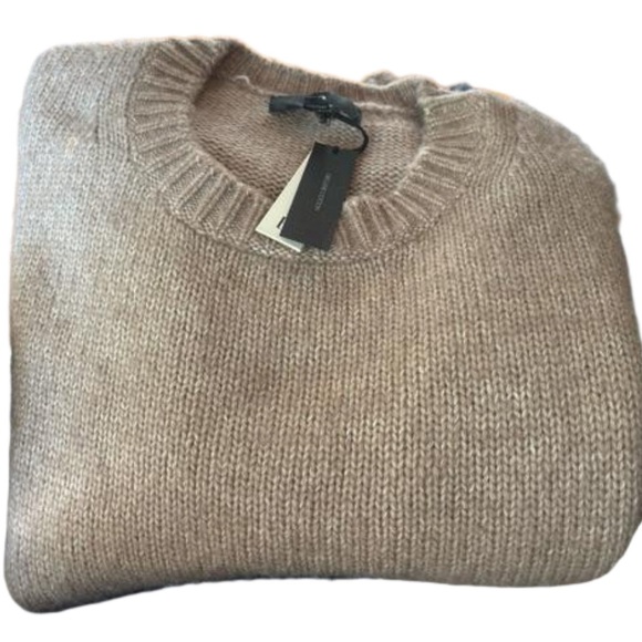 Banana Republic Tan Crew Neck Sweater - Picture 6 of 6